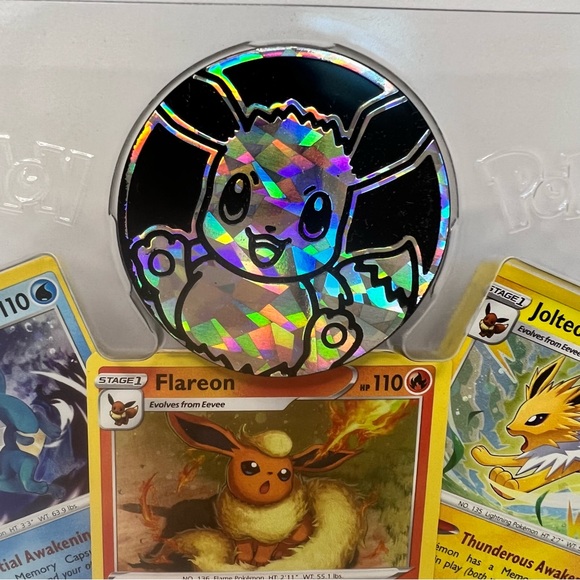 Pokémon Holographic Vaporeon, Flareon, & Jolteon Coin Set - Picture 9 of 9